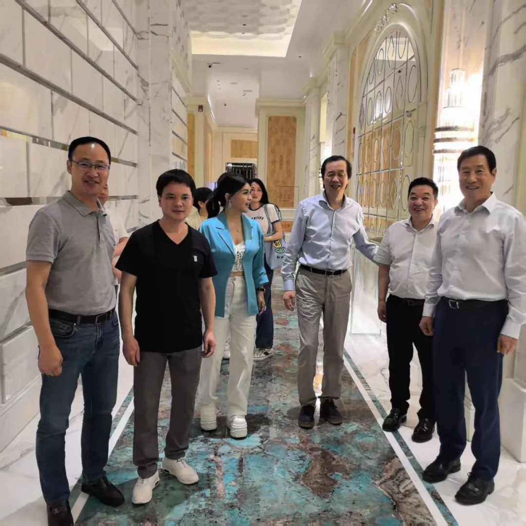【新闻】宝泰控股集团董事长李哈宝博士组织各位浙商大佬交流学习新形势下浙商“四千精神”茶话会 【新闻】宝泰控股集团董事长李哈宝博士组织各位浙商大佬交流学习新形势下浙商“四千精神”茶话会