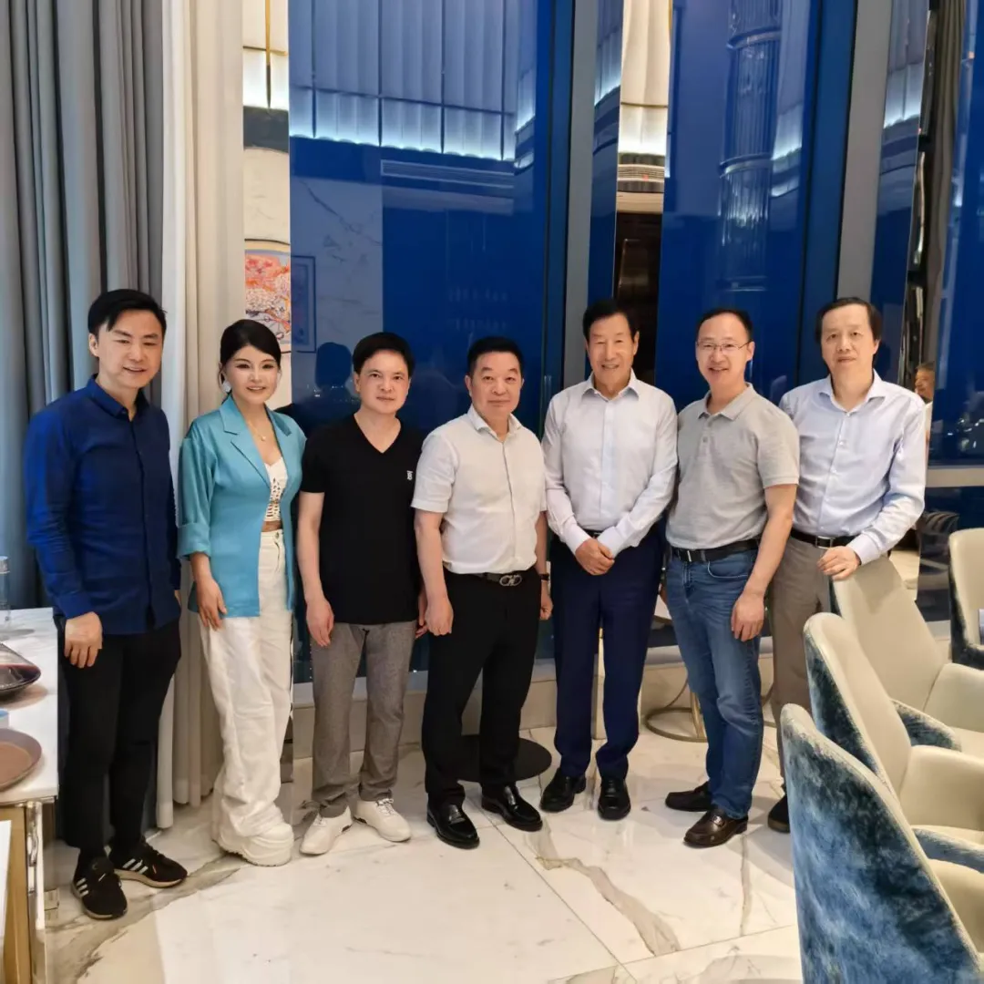 【新闻】宝泰控股集团董事长李哈宝博士组织各位浙商大佬交流学习新形势下浙商“四千精神”茶话会