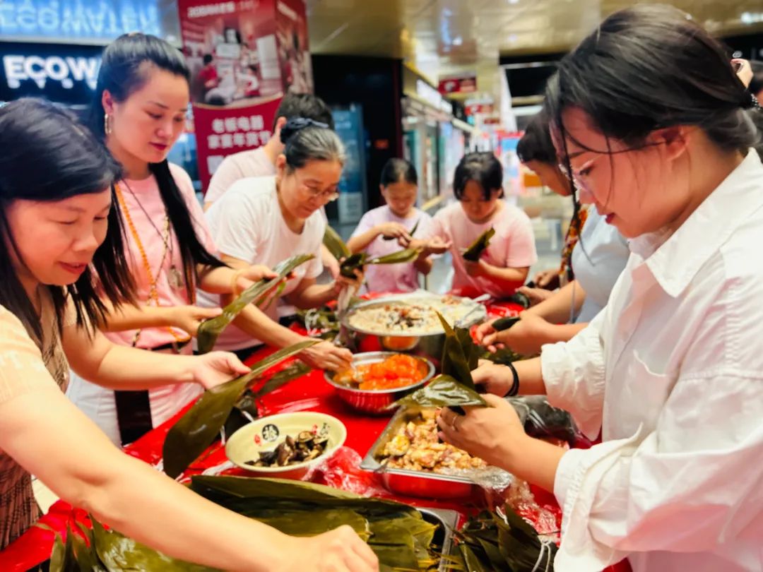 端午佳节,万众城家居粽情呈现 “万众一家亲” 文化 端午佳节,万众城家居粽情呈现 “万众一家亲” 文化