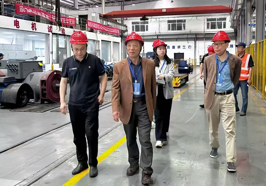 工伤预防专家深入康富科技公司,助力安全生产与员工保障 工伤预防专家深入康富科技公司,助力安全生产与员工保障