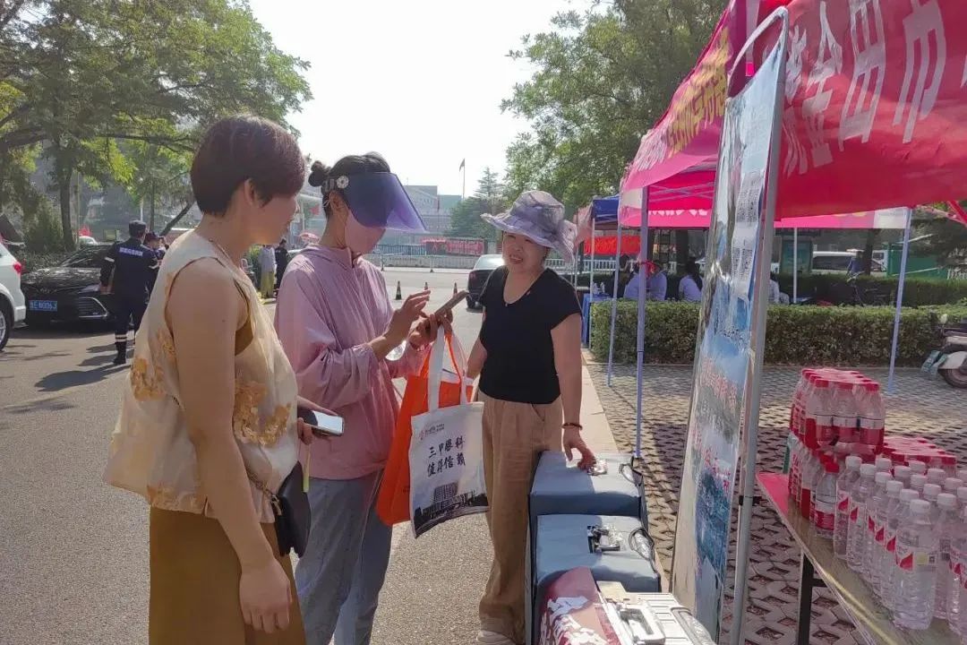 暖心助考！集团广饶市场“高考爱心服务点”助考活动圆满完成