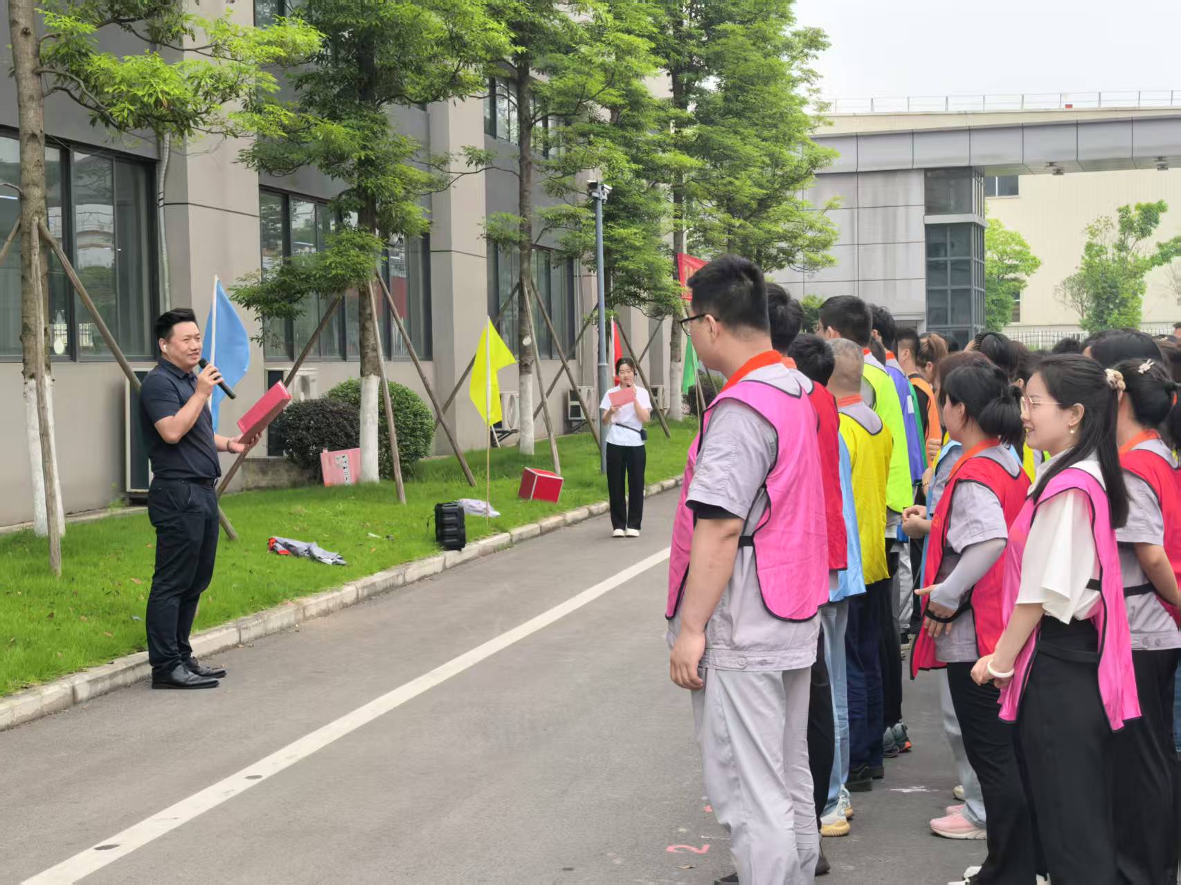2025年职工趣味运动会暨技能大赛 嗨翻全场!快乐与技能双丰收! 2025年职工趣味运动会暨技能大赛 嗨翻全场!快乐与技能双丰收!