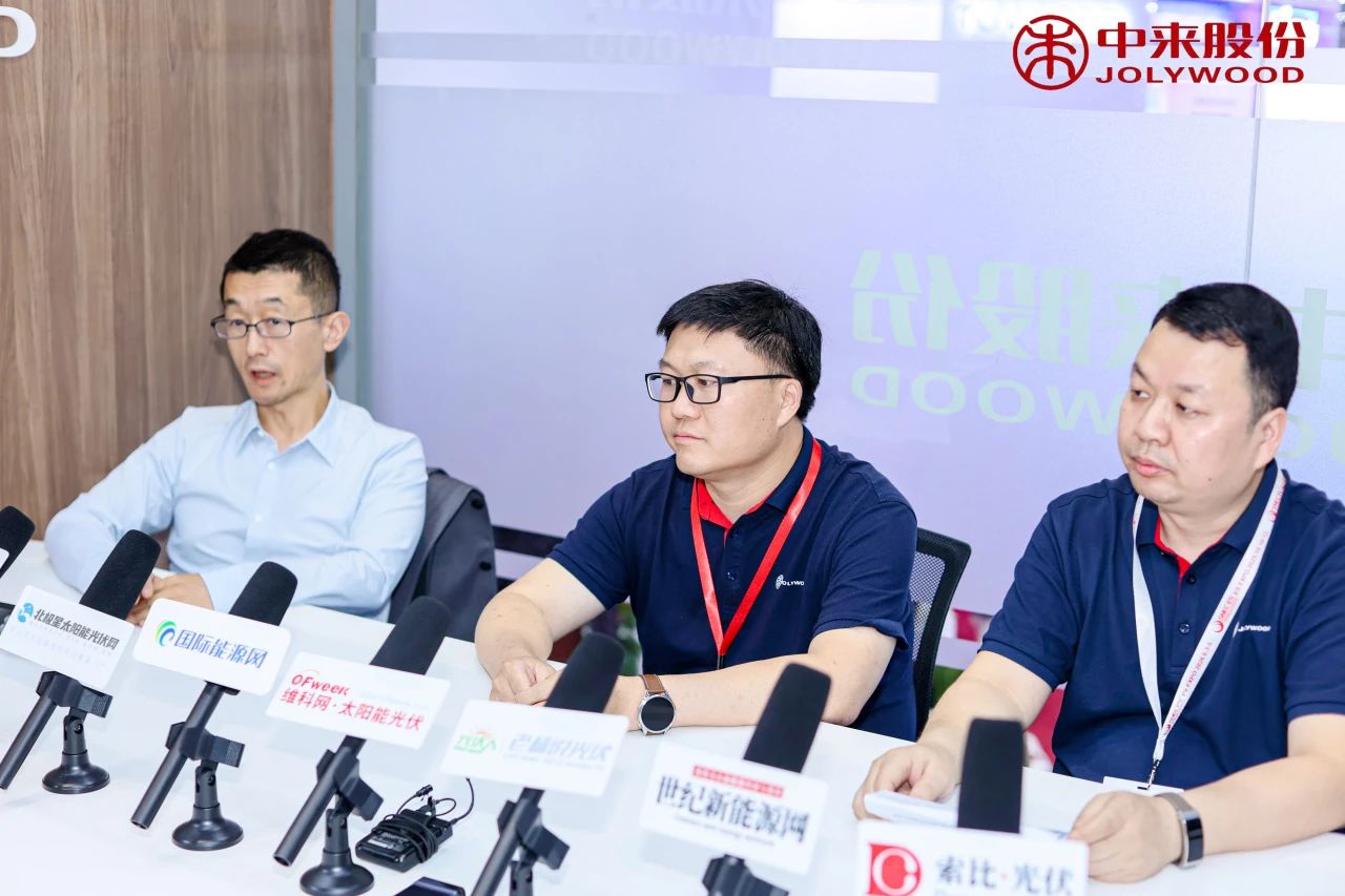破局·创新·引领——中来应用BU在SNEC 2025再树行业标杆 破局·创新·引领——中来应用BU在SNEC 2025再树行业标杆