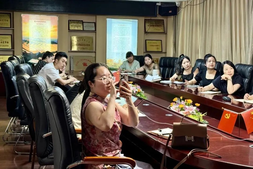 集团重庆市场电商赋能定制化培训重磅开启 助力商户抢占线上新蓝海 集团重庆市场电商赋能定制化培训重磅开启 助力商户抢占线上新蓝海