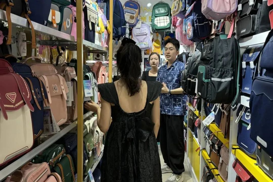 集团重庆市场电商赋能定制化培训重磅开启 助力商户抢占线上新蓝海 集团重庆市场电商赋能定制化培训重磅开启 助力商户抢占线上新蓝海