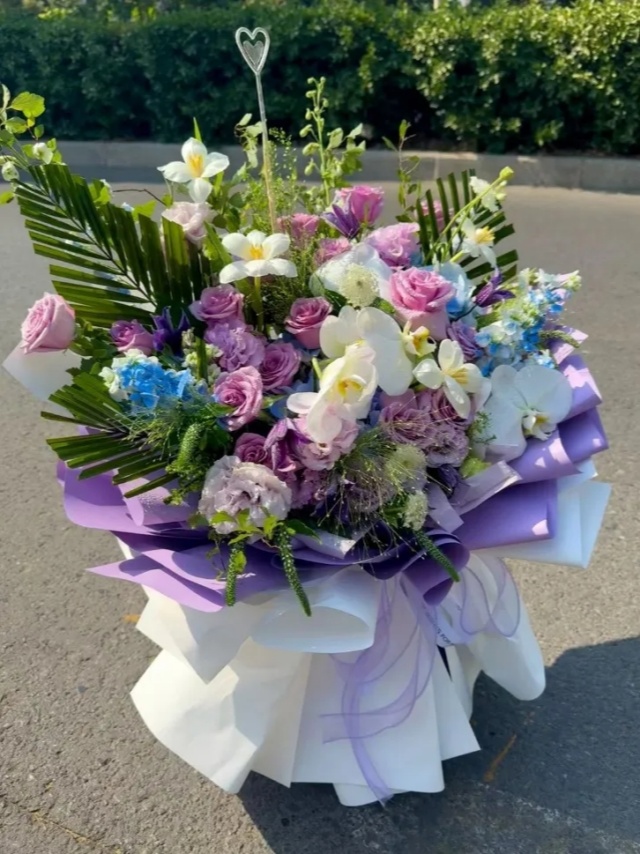 畢業(yè)季,送花傳情,美好不散場(chǎng)! 畢業(yè)季,送花傳情,美好不散場(chǎng)!