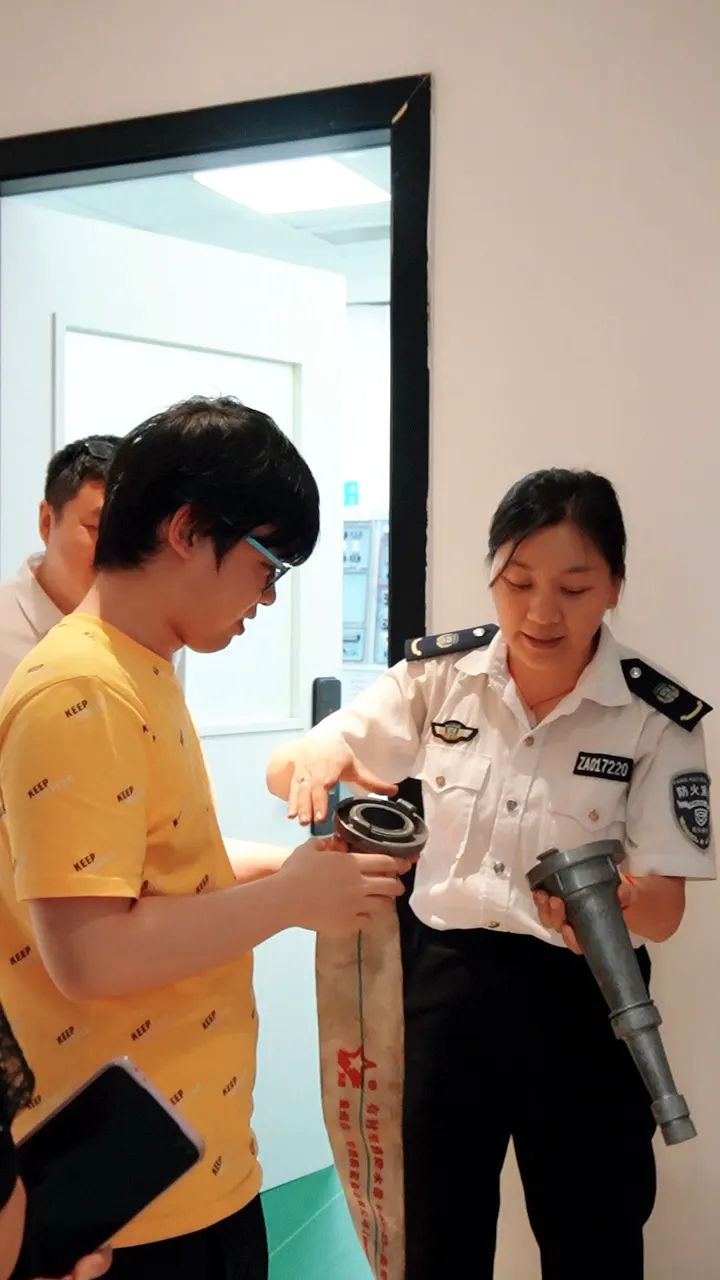 重庆分中心为巴蜀职业培训学校开展第二季度消防安全培训演练 重庆分中心为巴蜀职业培训学校开展第二季度消防安全培训演练