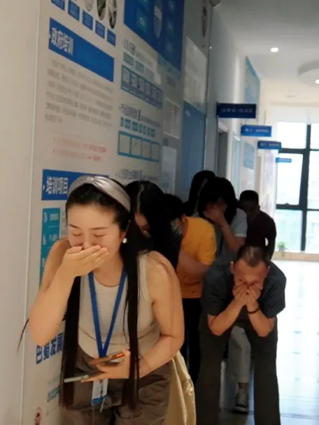 重庆分中心为巴蜀职业培训学校开展第二季度消防安全培训演练 重庆分中心为巴蜀职业培训学校开展第二季度消防安全培训演练