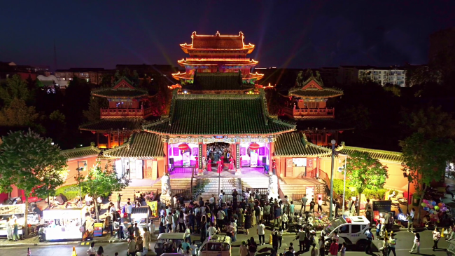 走进许昌,夜游三国,赢康科影达参与打造春秋楼投影秀 走进许昌,夜游三国,赢康科影达参与打造春秋楼投影秀