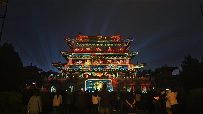 走进许昌,夜游三国,赢康科影达参与打造春秋楼投影秀 走进许昌,夜游三国,赢康科影达参与打造春秋楼投影秀