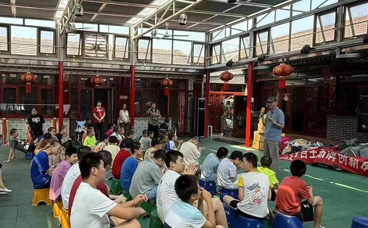 关爱特殊儿童,传递温情暖流——中关村品牌协会开展爱心捐赠活动 关爱特殊儿童,传递温情暖流——中关村品牌协会开展爱心捐赠活动