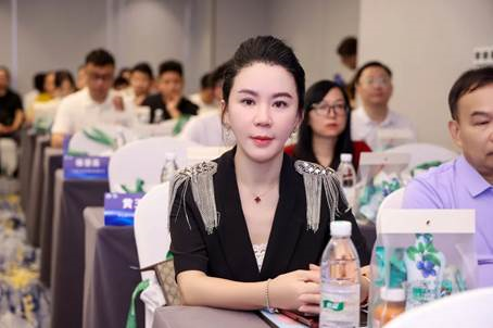 优吸环保亮相第十届全民空净节发布会,再度斩获一线品牌 优吸环保亮相第十届全民空净节发布会,再度斩获一线品牌