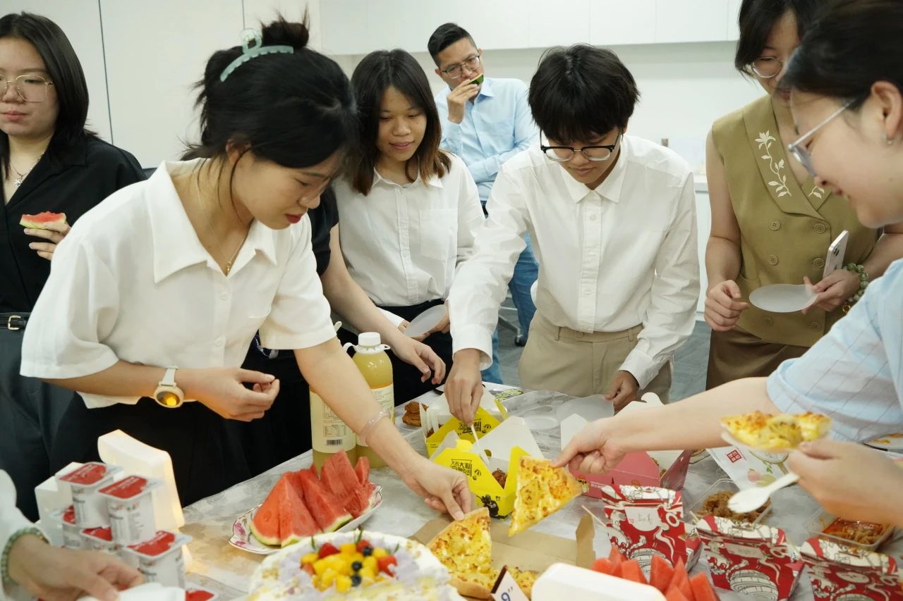 情暖律途，共贺生辰 | 洛亚所5-6月生日会圆满举办