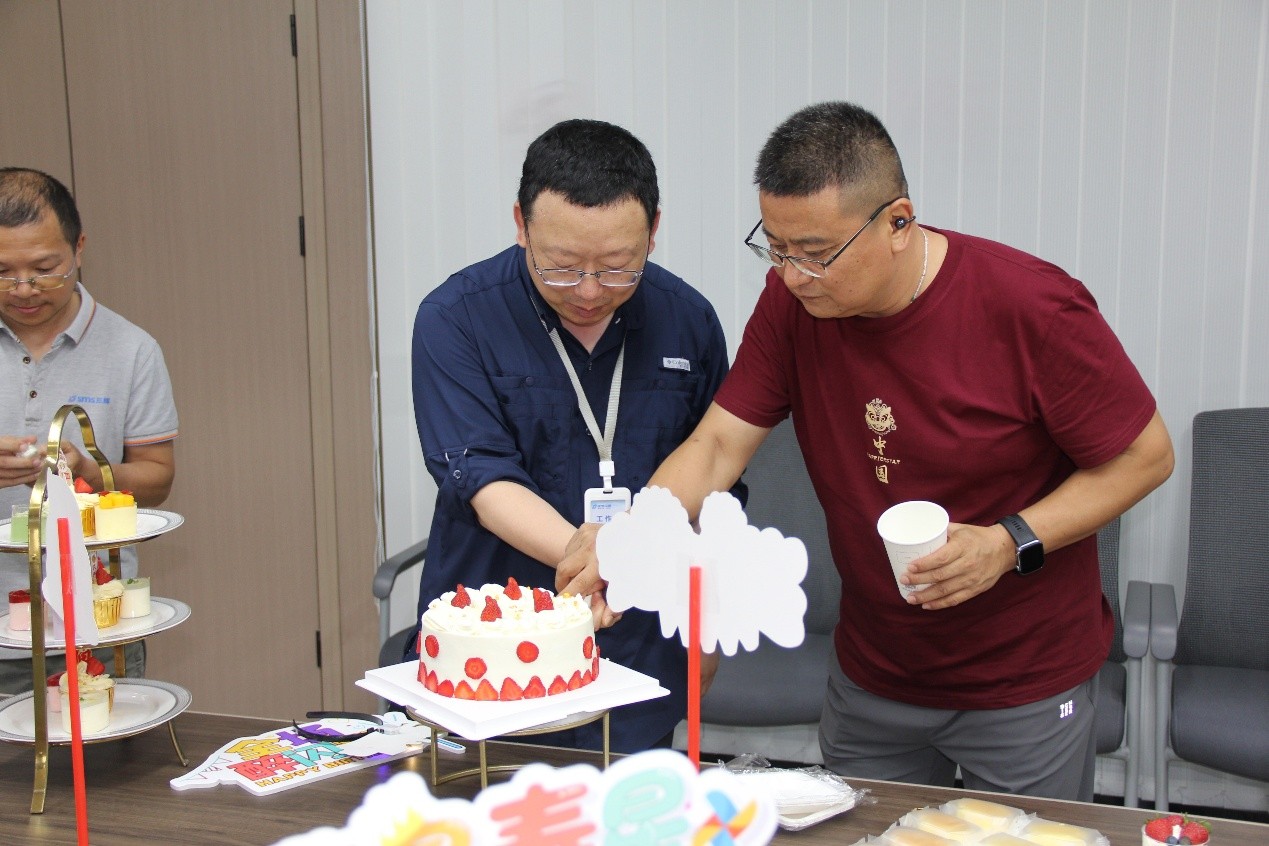 三晖能源2025年上半年员工生日会