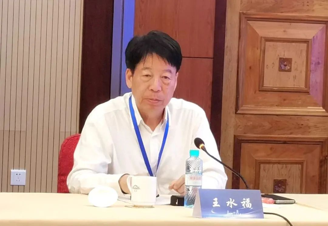 集團(tuán)董事局主席金位海出席浙商總會(huì)二屆六次會(huì)長(zhǎng)會(huì)議 集團(tuán)董事局主席金位海出席浙商總會(huì)二屆六次會(huì)長(zhǎng)會(huì)議