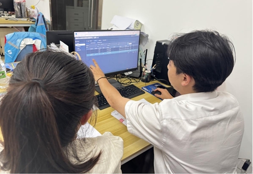 夏日 “炎” 值爆表,服務(wù) “暖” 力全開 夏日 “炎” 值爆表,服務(wù) “暖” 力全開