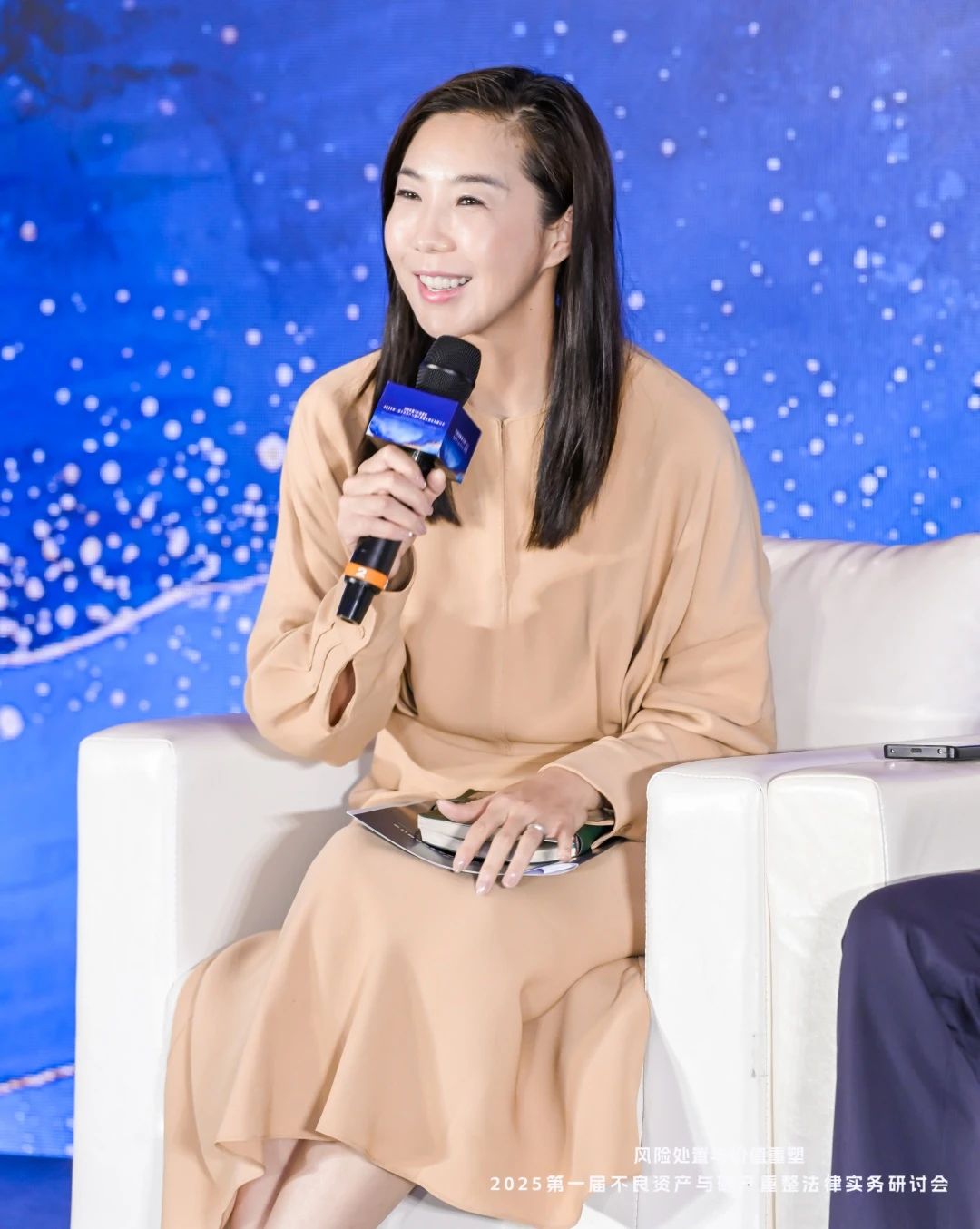 豪诚动态 | 秦丽萍总经理受邀参加2025第一届不良资产与破产重整法律实务研讨会并作为圆桌研讨嘉宾发言 豪诚动态 | 秦丽萍总经理受邀参加2025第一届不良资产与破产重整法律实务研讨会并作为圆桌研讨嘉宾发言