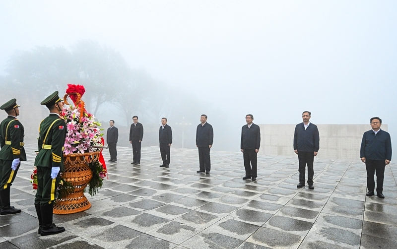 习近平在山西考察时强调 努力在推动资源型经济转型发展上迈出新步伐 奋力谱写三晋大地推进中国式现代化新篇章 习近平在山西考察时强调 努力在推动资源型经济转型发展上迈出新步伐 奋力谱写三晋大地推进中国式现代化新篇章