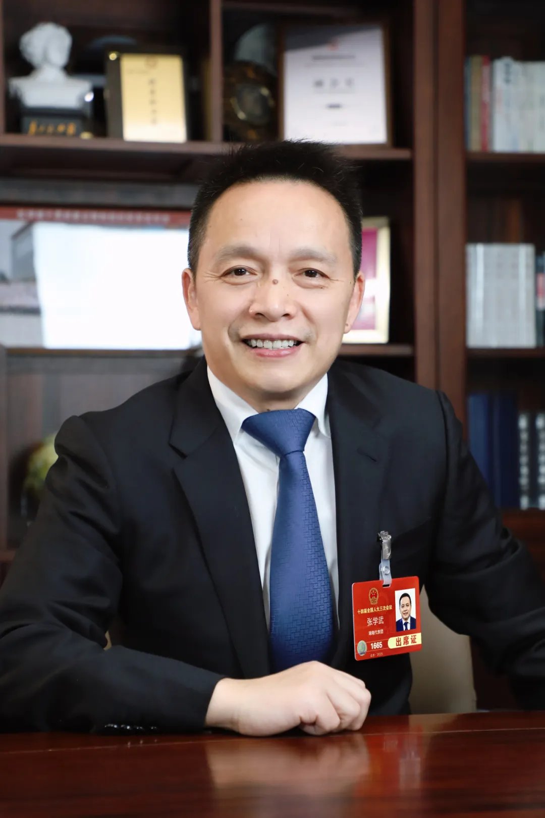 59博论坛网张学武上榜2025福布斯中国最佳CEO！