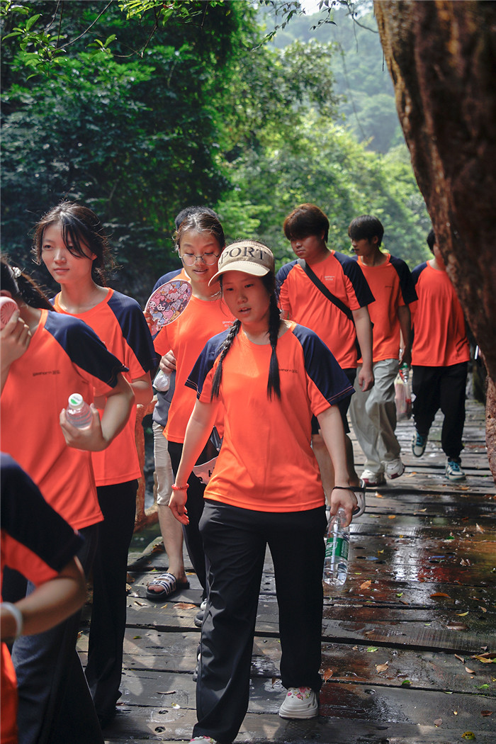 激流勇进·聚力同行——金弘K金厂2025年增城团建之旅圆满收官 激流勇进·聚力同行——金弘K金厂2025年增城团建之旅圆满收官