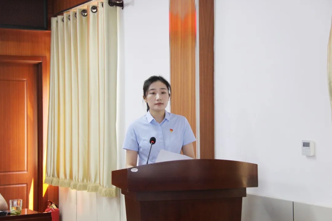 集團(tuán)公司黨總支換屆選舉黨員大會(huì)圓滿召開