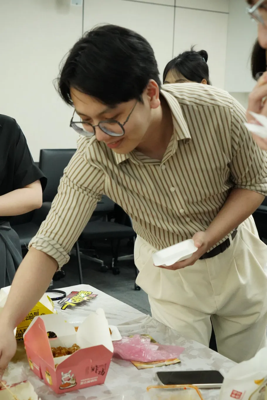 情暖律途，共贺生辰 | 洛亚所5-6月生日会圆满举办