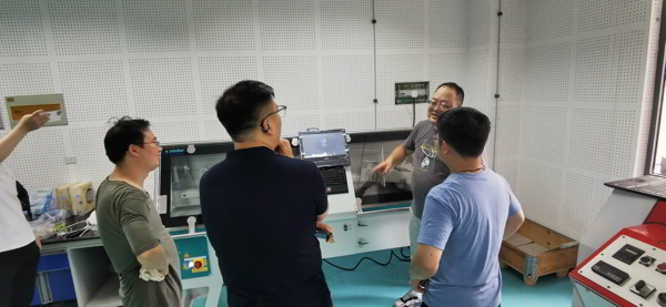 强化科研实力!苏交科“德国 infraTest 汉堡车辙试验仪”安装交付! 强化科研实力!苏交科“德国 infraTest 汉堡车辙试验仪”安装交付!