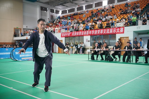 武联社秘书长李振啓应邀出席韵动牛街民族体育运动嘉年华通臂拳交流展示大赛