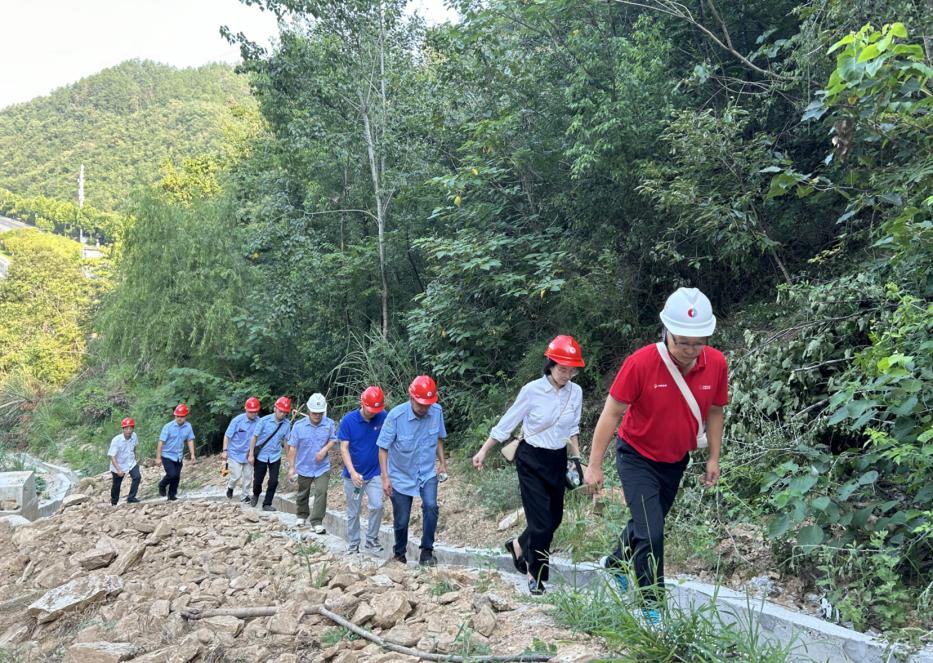 十堰中燃：总经理带队，深入开展高压管网徒步巡线行动