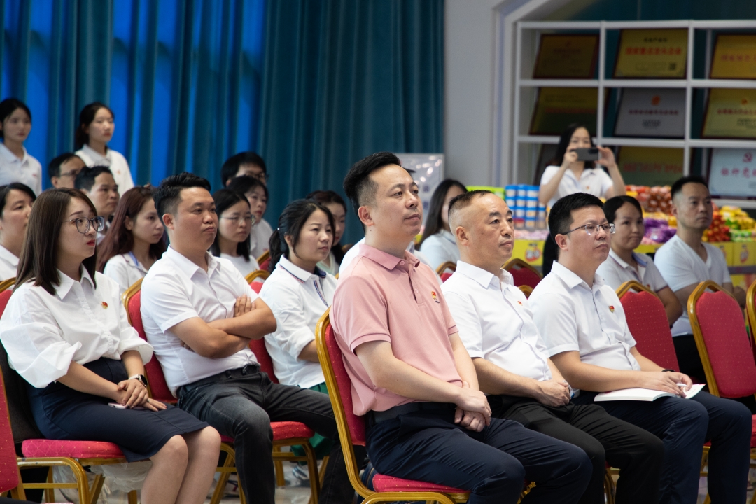 以高质量党建引擎驱动高质量发展新征程——中共盐津党委隆重召开年度总结暨表彰大会