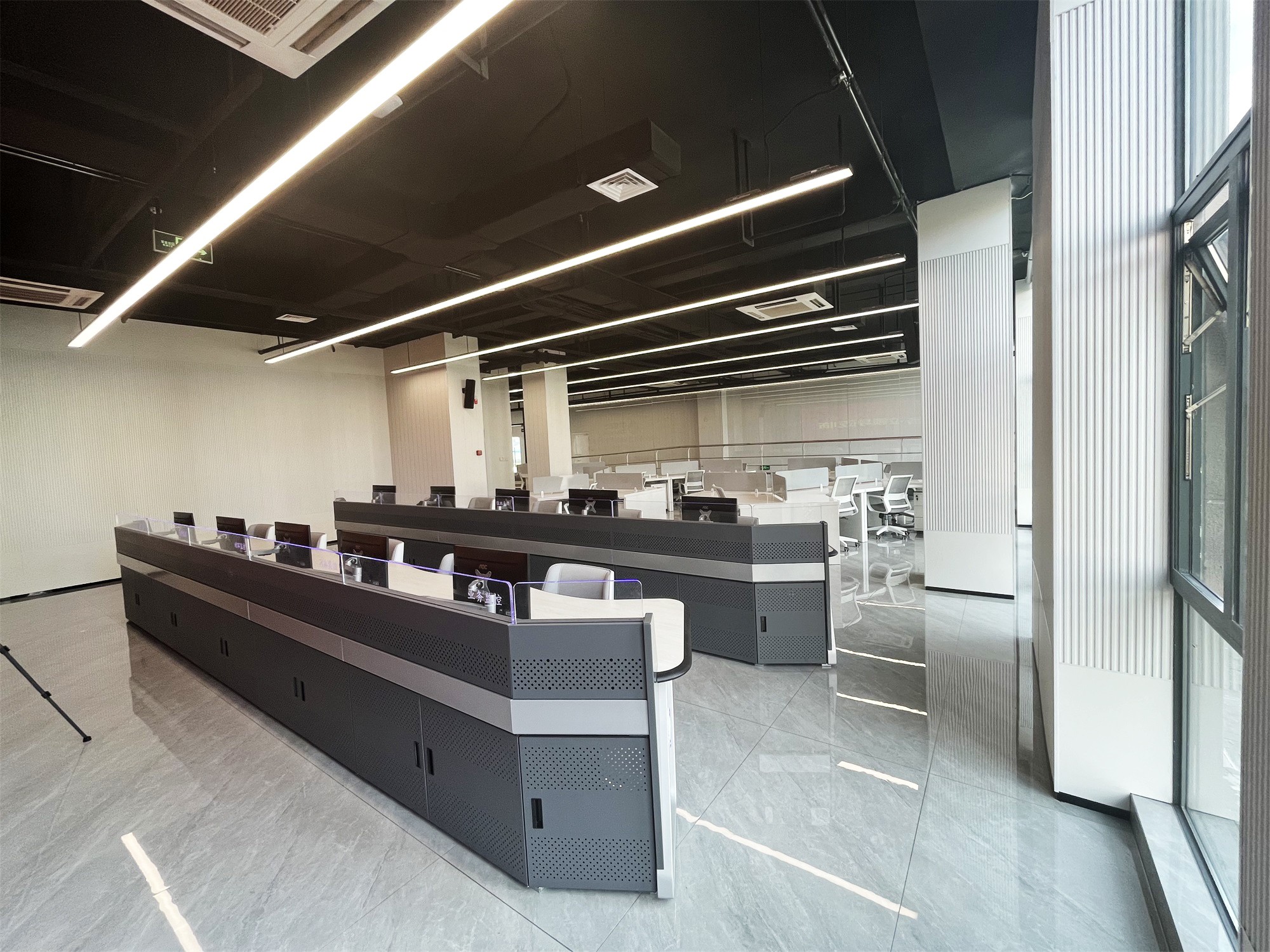 The Monitoring Hall of A Data Center in Guizhou(1)